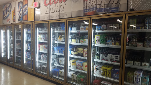 Liquor Store «Town Liquor», reviews and photos, 1127 W Algonquin Rd, Algonquin, IL 60102, USA