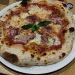 Photo n°5 de l'avis de G.0 fait le 10/07/2023 à 20:03 sur le  Pizzikotto Verona à Verona