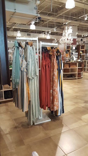 Fashion Accessories Store «Charming Charlie», reviews and photos, 600 Silks Run #1255, Hallandale Beach, FL 33009, USA