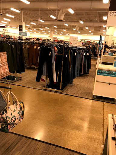 Department Store «Nordstrom Rack Shops At Orchard Place», reviews and photos, 9625 Skokie Blvd, Skokie, IL 60077, USA