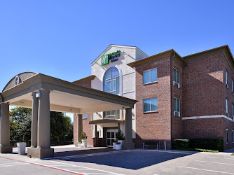 Holiday Inn Express & Suites San Antonio South, an IHG Hotel