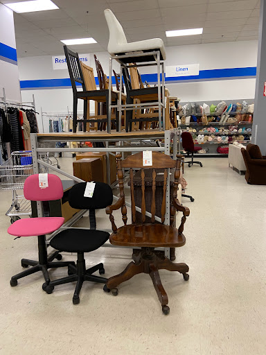 Thrift Store «Goodwill Donation Center», reviews and photos
