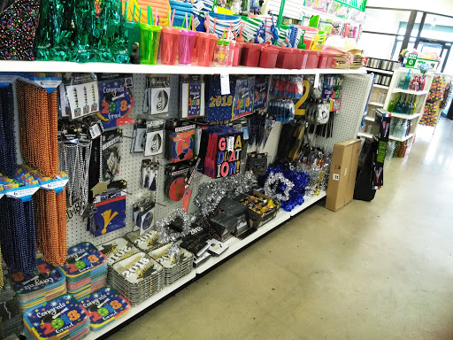 Dollar Store «Dollar Tree», reviews and photos, 4811 Edgmont Ave, Brookhaven, PA 19015, USA