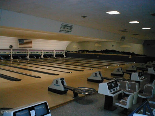 Bowling Alley «Lakeshore Lanes», reviews and photos, 6201 Red Arrow Hwy, Stevensville, MI 49127, USA