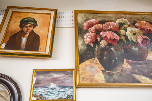 Furniture Store «Manatee Furniture», reviews and photos, 3015 1st St, Bradenton, FL 34208, USA