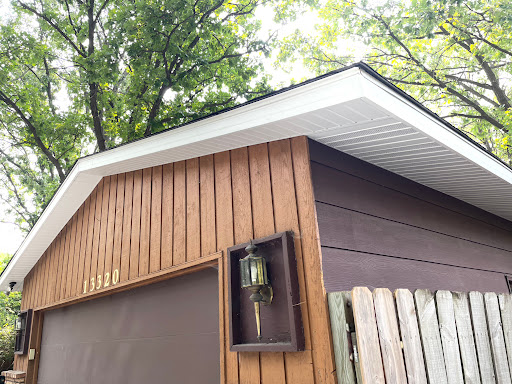 Roofing Contractor «Roofs R Us», reviews and photos