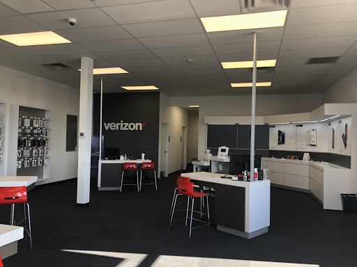 Cell Phone Store «Verizon Authorized Retailer, TCC», reviews and photos, 395 S Weber Rd, Romeoville, IL 60446, USA