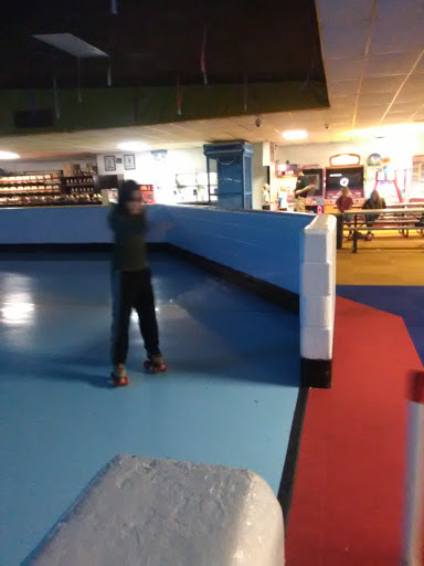 Roller Skating Rink «Star Skate», reviews and photos, 2020 W Lindsey St, Norman, OK 73069, USA