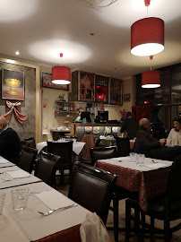 Atmosphère du Restaurant thaï Thaï Panthong à Paris - n°4