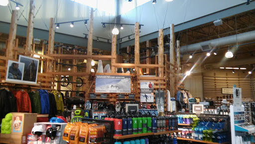 Clothing Store «L.L. Bean», reviews and photos, 75 Evergreen Way, South Windsor, CT 06074, USA