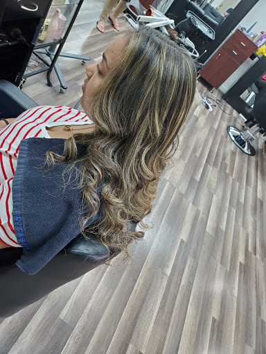 Hair Salon «Tropical Trend Hair Salon», reviews and photos, 996 Middle St, Weymouth, MA 02188, USA