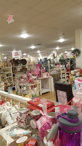 Department Store «T.J. Maxx and HomeGoods», reviews and photos, 35 Talcottville Rd, Vernon, CT 06066, USA