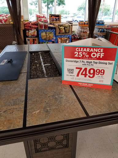 Discount Store «Big Lots», reviews and photos, 2882 Tamiami Trail E, Naples, FL 34112, USA