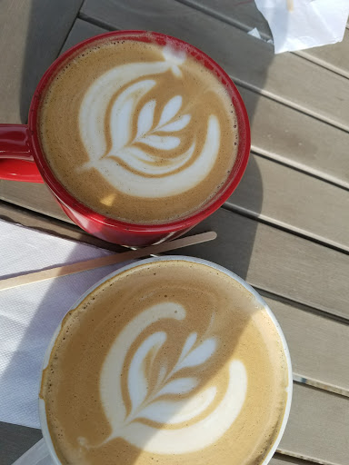 Coffee Shop «Heine Brothers’ Coffee - Shelbyville Road In St. Matthews», reviews and photos, 4305 Shelbyville Rd, Louisville, KY 40207, USA