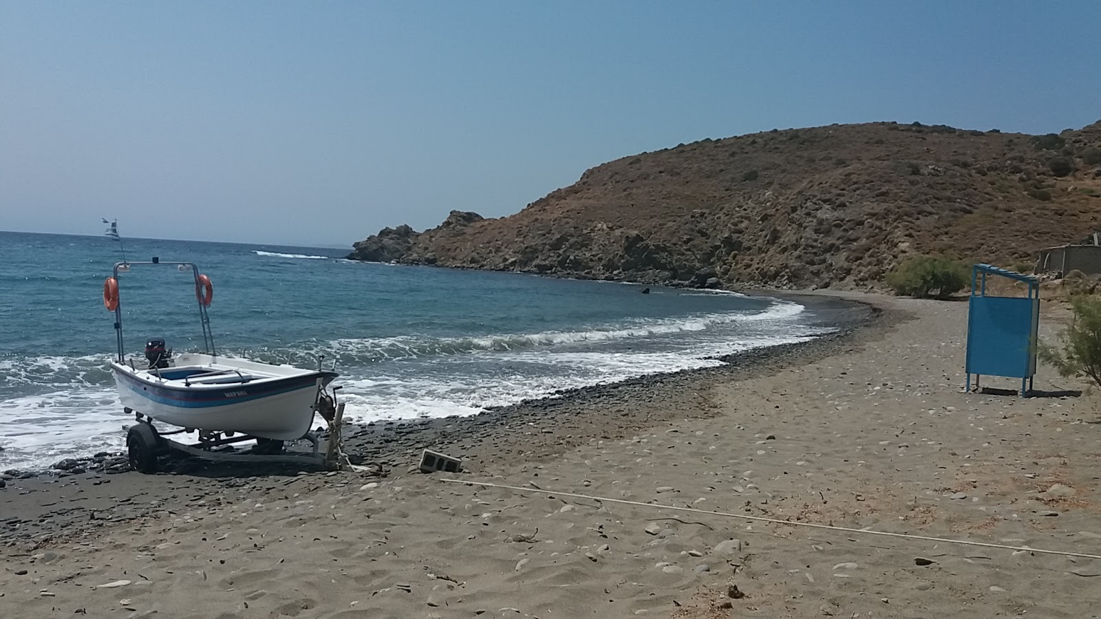 Foto van Zanakounta beach met kleine baai