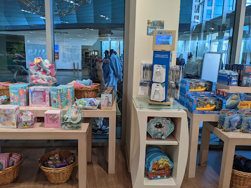 Gift Shop «Pacific Collections Gift Shop», reviews and photos, 100 Aquarium Way, Long Beach, CA 90802, USA