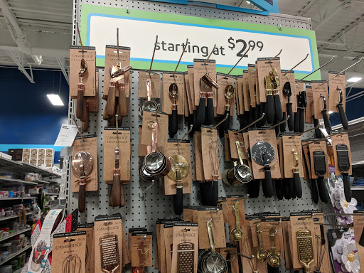 Shopping Mall «Gateway Crossing Shopping Center», reviews and photos, 190 500 W, Bountiful, UT 84010, USA