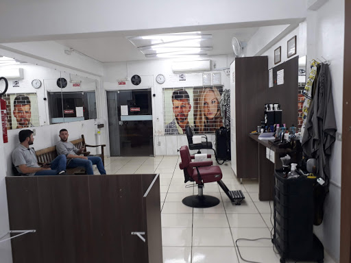 Logo da empresa - WOLF Cabeleireiros Blumenau