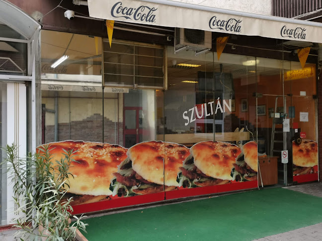 Szultán Pizzéria - Pizza
