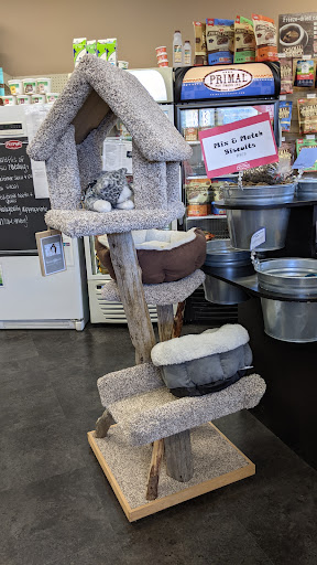 Pet Supply Store «Pet Pros», reviews and photos, 13402 Bothell Everett Hwy, Mill Creek, WA 98012, USA