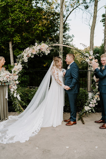 Bridal Shop «Pure Bliss», reviews and photos, 85 Merrimac St, Newburyport, MA 01950, USA