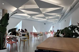 Vértice Cafetería-Restaurante image