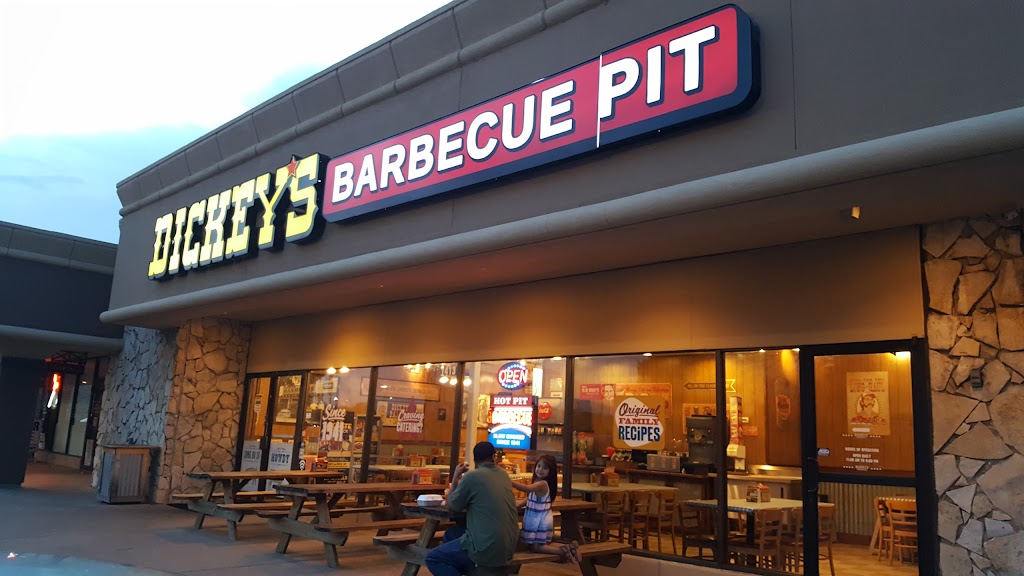 Dickey's Barbecue Pit 75042