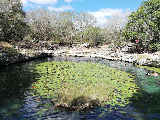 Cenote Xlacah