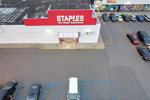Office Supply Store «Staples», reviews and photos, 1241 Deer Park Ave, North Babylon, NY 11703, USA