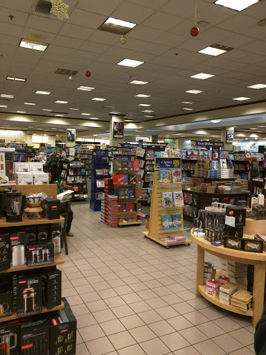 Book Store «Barnes & Noble», reviews and photos, 567 N Stephanie St, Henderson, NV 89014, USA
