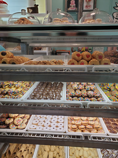 Cake Shop «Dulce de Leche Cake Shop», reviews and photos, 346 N Windsor Ave, Brightwaters, NY 11718, USA