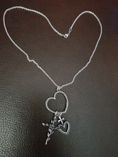 Jewelry Store «James Avery Jewelry», reviews and photos, 5315-A Farm to Market 1960 Rd W, Houston, TX 77069, USA