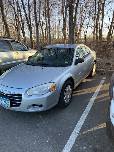 Used Car Dealer «CarHop Auto Sales & Finance», reviews and photos, 5417 Lakeland Ave N, Crystal, MN 55429, USA