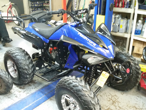 Motorcycle Dealer «FENTON POWERSPORTS», reviews and photos, 1324 W Lark Industrial Dr, Fenton, MO 63026, USA