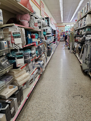 Dollar Store «FAMILY DOLLAR», reviews and photos, 467 W Patrick St, Frederick, MD 21701, USA
