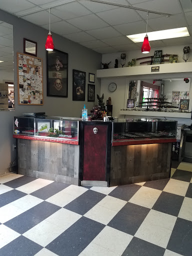Tattoo Shop «Aacross The Skin Tattoo Studio», reviews and photos, 996 Patton Ave, Asheville, NC 28806, USA