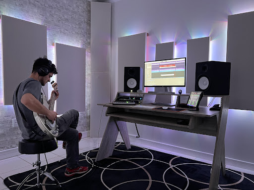 Logo da empresa - Saturn Studios