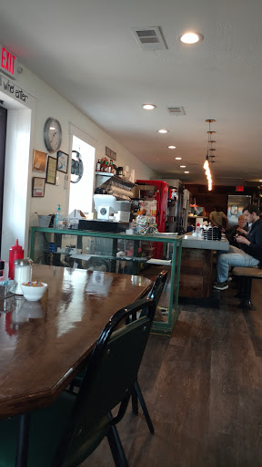 Cafe «The Feed Store», reviews and photos, 301 Ave A, Port Neches, TX 77651, USA