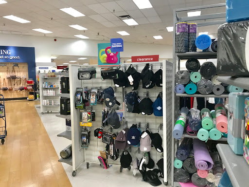 Department Store «Marshalls», reviews and photos, 3855 E Foothill Blvd, Pasadena, CA 91107, USA