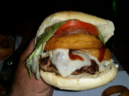 American Restaurant «Paradise Tiki Hut Restaurant and Bar», reviews and photos, 1502 Miramar St, Cape Coral, FL 33904, USA