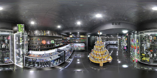 Tobacco Shop «Rock N Roll It Smoke Shop», reviews and photos, 301 S Orlando Ave, Winter Park, FL 32789, USA