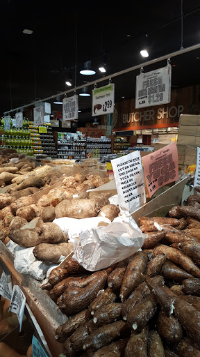 Supermarket «Golden Mango Supermarket», reviews and photos, 700 Suffolk Ave, Brentwood, NY 11717, USA