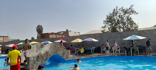Swimming pool repair companies Lima