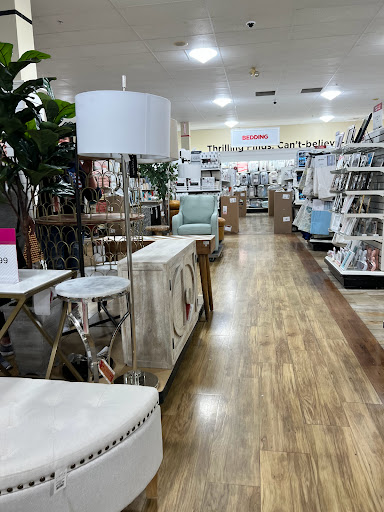 Department Store «T.J. Maxx & HomeGoods», reviews and photos, 103 S Mt Juliet Rd #610, Mt Juliet, TN 37122, USA