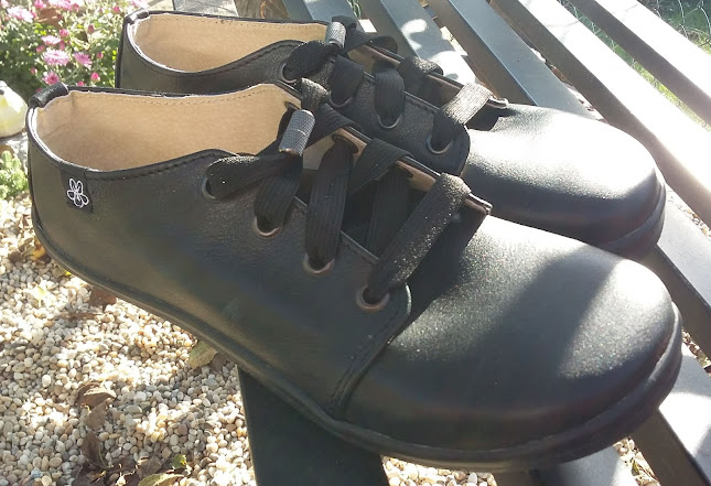 Violet barefoot - zakázková výroba obuvi