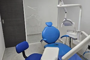 Clínica Dental Eolodent Coyoacan. Servicio 24 hrs. image