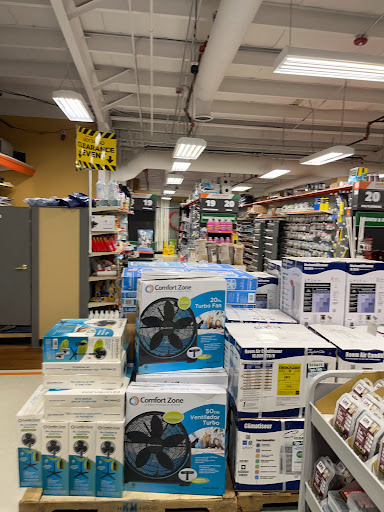 Hardware Store «Aubuchon Hardware», reviews and photos, 38 NH-25, Meredith, NH 03253, USA