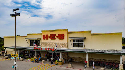 Grocery Store «H-E-B Grocery», reviews and photos, 215 River Ranch Rd, Kingsland, TX 78639, USA