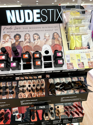 Hair Salon «Ulta Beauty», reviews and photos, 574 N Euclid St, Anaheim, CA 92801, USA