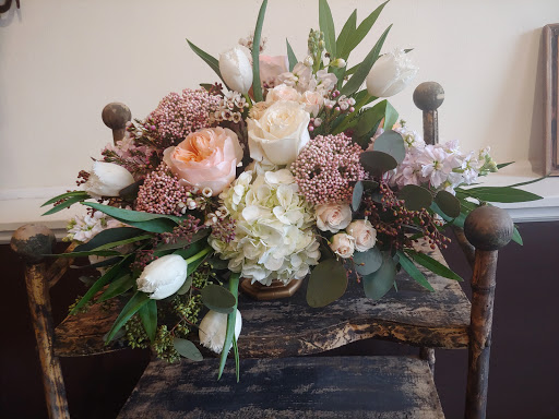 Florist «The Rustic Rose Flowers and Collectibles», reviews and photos, 220 W Main St, Williamsburg, OH 45176, USA